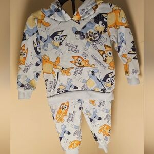 🎅🎄 SALE 🎄🎅   Bluey 12 months set: pants and hoodie